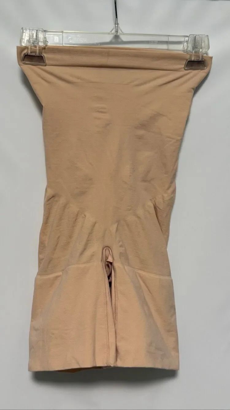 Spanx high waisted mid thigh bike short tan Shapewear size 1X